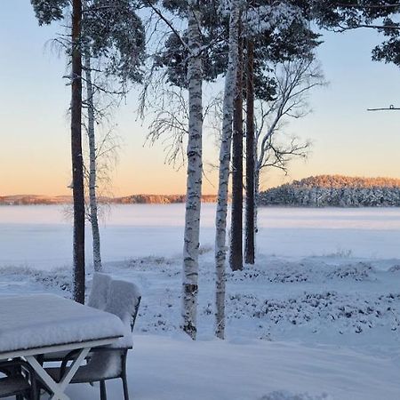 Lakeside Log Cabin Fraemby Udde Falun Extérieur photo
