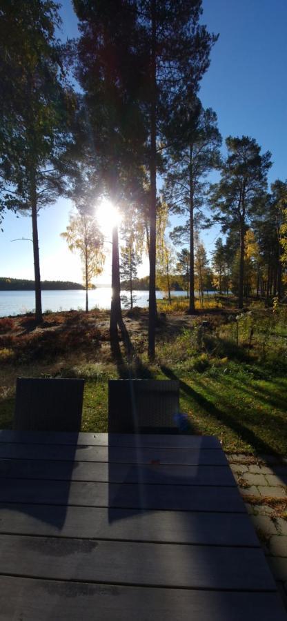 Lakeside Log Cabin Fraemby Udde Falun Extérieur photo